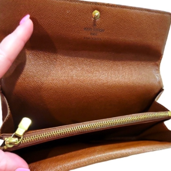 Authentic Louis Vuitton Monogram Wallet - Picture 5 of 16